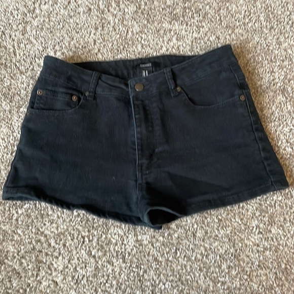 Forever 21 Pants - Forever 21 Womens black jean shorts, stretchy, size 29